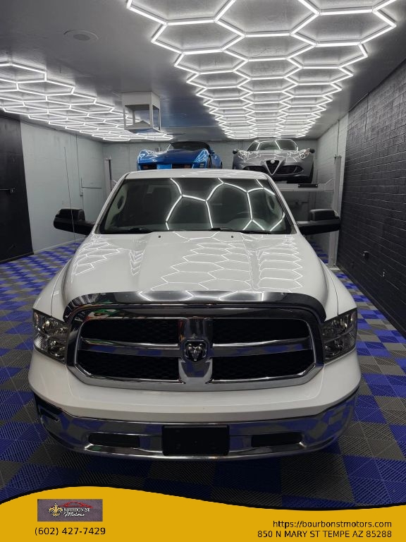2019 RAM 1500 Classic SLT Crew Cab 5'7" (Fleet)'s photo